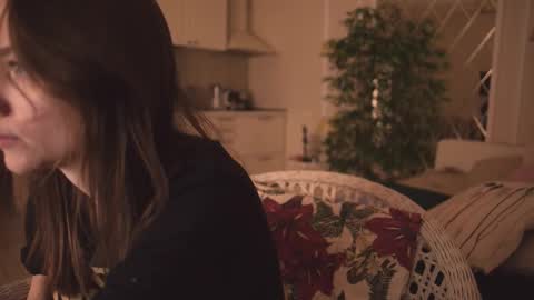 Snapshot of alexa_feels chatting on 11-15-25, 04:25 Little Duck homie online show from 11-15-25, 04:25