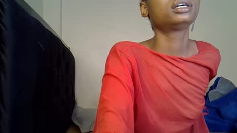 Snapshot of alexa_foxxie chatting on 12-26-24, 04:47 Alexa online show from 12-26-24, 04:47