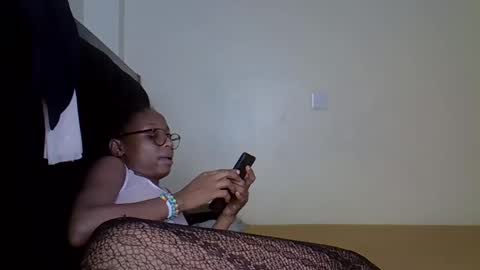 Snapshot of alexa_foxxie chatting on 01-02-25, 09:39 Alexa online show from 01-02-25, 09:39