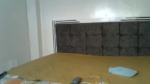 Snapshot of alexa_foxxie chatting on 09-11-25, 02:00 Alexa online show from 09-11-25, 02:00