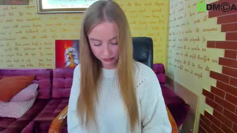 Snapshot of alexa_glory chatting on 10-08-25, 08:17 Alexa online show from 10-08-25, 08:17