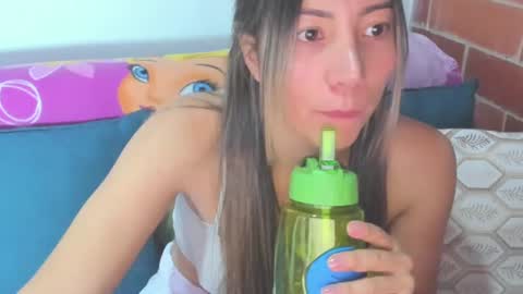 alexa latina online show from 03-12-25, 08:20
