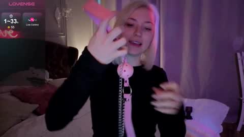 Alexa online show from 09-10-25, 01:49