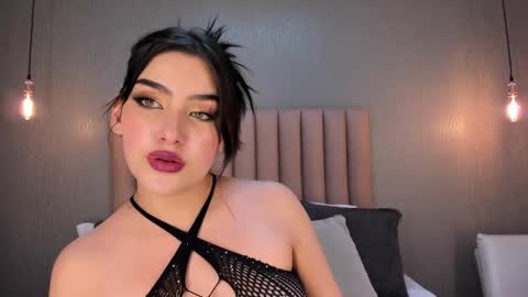 Alexa Thaylor online show from 01-06-25, 06:41