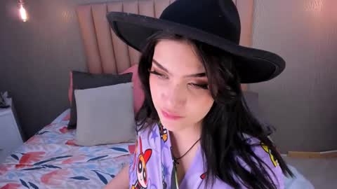 Alexa Thaylor online show from 01-21-25, 08:21