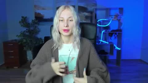 Alexa Woods online show from 09-26-25, 06:56