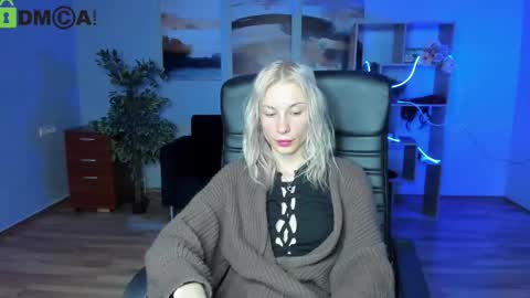 Alexa Woods online show from 09-27-25, 11:32