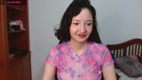 Alexandra 3 online show from 10-07-25, 01:41