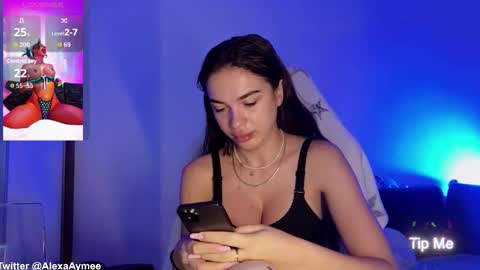 Alexa online show from 11-19-25, 01:38