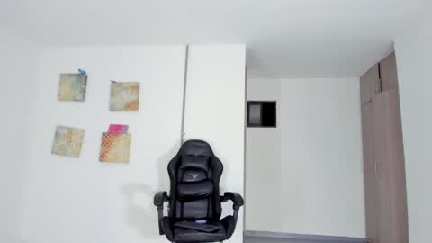 Alexandra Castillo online show from 01-31-25, 11:35