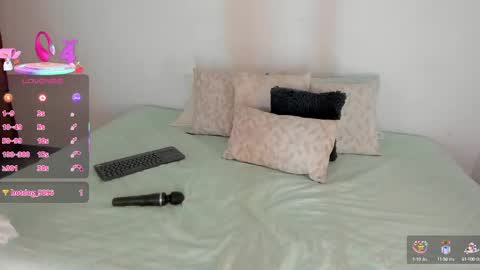 Alexandra Castillo online show from 10-08-25, 03:48