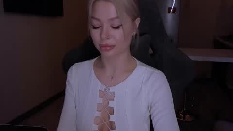 Alexa Mason online show from 11-22-25, 02:54