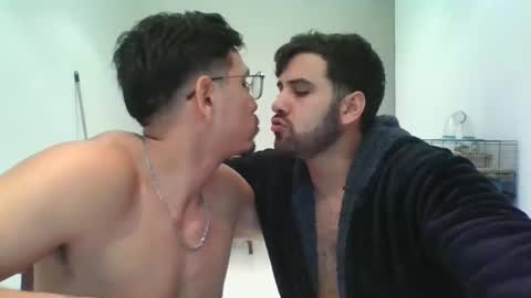 Snapshot of alexandbrandom chatting on 09-27-25, 11:10 Dotados online show from 09-27-25, 11:10