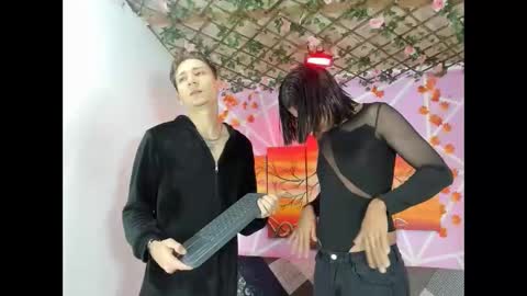 chicos hot online show from 02-25-26, 01:43