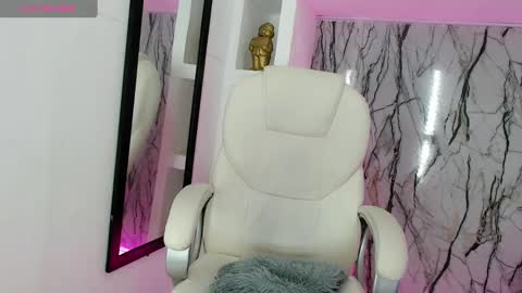  Alexandra Spellman  online show from 12-03-24, 12:35