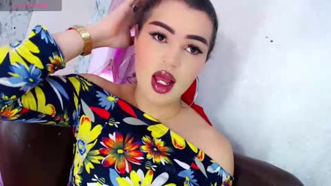  Alexandra Spellman  online show from 01-24-25, 10:32