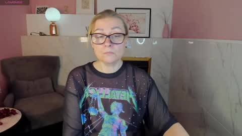 Alexandra online show from 02-17-25, 08:41