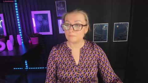 Alexandra online show from 02-22-25, 12:16