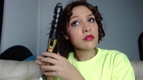 Snapshot of alexandra_lorens chatting on 09-26-25, 07:07 geo online show from 09-26-25, 07:07