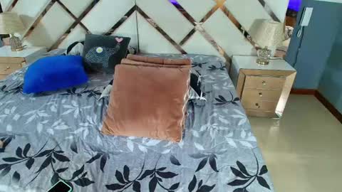 Alexandra ig  alexandraax09  online show from 12-11-24, 02:30