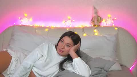 AlexandraBloom online show from 12-15-24, 02:08