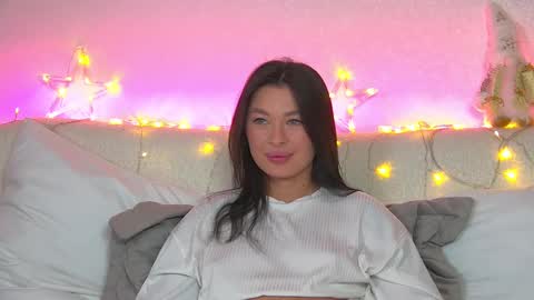 AlexandraBloom online show from 12-15-24, 05:34