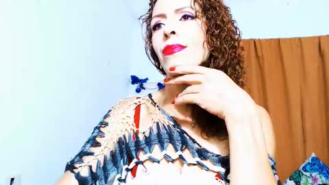 alexandra online show from 10-25-25, 01:24