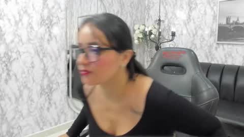 Snapshot of alexandramilff chatting on 12-18-25, 04:18 Alexandra Milff online show from 12-18-25, 04:18