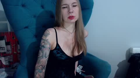Alexandra online show from 12-13-24, 04:54