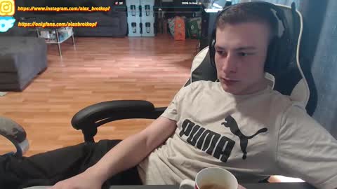 Alex online show from 09-27-25, 02:11