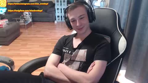 Alex online show from 09-30-25, 02:11