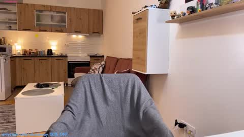           online show from 11-16-25, 06:52