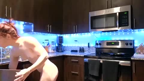 Snapshot of alexi793021 chatting on 01-06-25, 01:41 Alexi online show from 01-06-25, 01:41