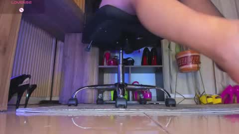 goddess alexia online show from 12-17-25, 09:10