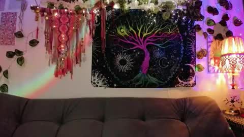 Snapshot of alexiafisher_ chatting on 10-24-25, 10:06 Alex online show from 10-24-25, 10:06