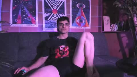 Alexi Jacobs online show from 09-20-25, 05:41