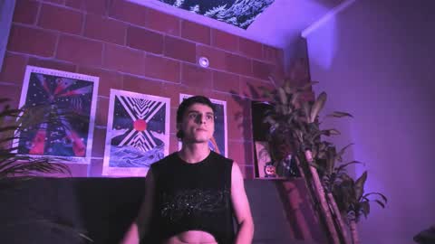 Alexi Jacobs online show from 10-08-25, 01:14