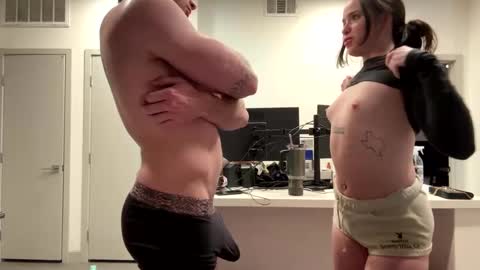 Snapshot of alexilottt chatting on 01-29-25, 03:33 Chesxbradyminajj online show from 01-29-25, 03:33