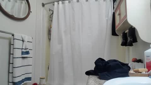 Snapshot of alexinside_you chatting on 12-31-24, 10:56 Alexinside you online show from 12-31-24, 10:56