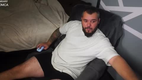 Snapshot of alexirr chatting on 11-09-25, 08:29 Alex online show from 11-09-25, 08:29