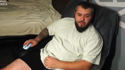 Snapshot of alexirr chatting on 12-01-25, 08:36 Alex online show from 12-01-25, 08:36