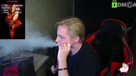 Alexis online show from 10-10-25, 05:56