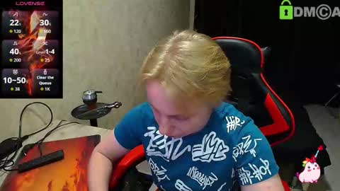 Alexis online show from 10-14-25, 06:09