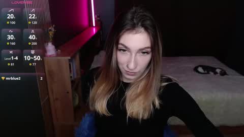 Snapshot of alexis_winx chatting on 10-24-25, 06:48 Alexis online show from 10-24-25, 06:48