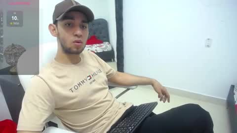 Snapshot of alexiscollinss chatting on 02-05-25, 01:33 alexiscollinss online show from 02-05-25, 01:33