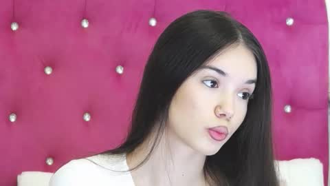 Snapshot of alexisdevine chatting on 02-06-26, 05:23 alexisdevine online show from 02-06-26, 05:23