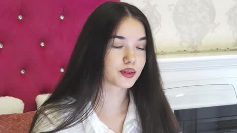 Snapshot of alexisdevine chatting on 02-25-26, 05:39 alexisdevine online show from 02-25-26, 05:39