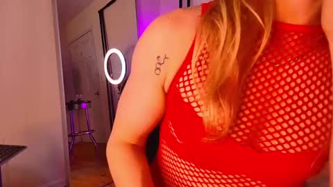 Snapshot of alexisjordanxx chatting on 09-17-25, 02:46 Alexis Jordan  online show from 09-17-25, 02:46