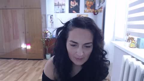 AlexisMillers online show from 11-17-25, 09:59