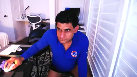 Alex18 online show from 01-12-26, 08:19